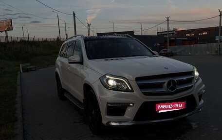 Mercedes-Benz GL-Класс, 2013 год, 2 500 000 рублей, 3 фотография