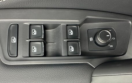 Volkswagen Tiguan II, 2022 год, 2 350 000 рублей, 10 фотография