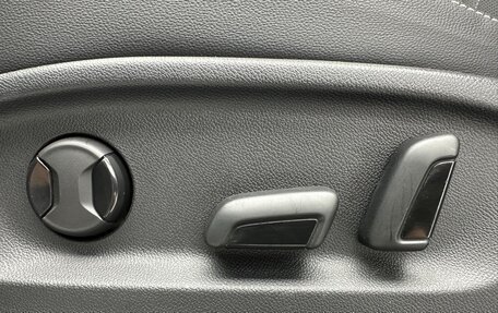Volkswagen Tiguan II, 2022 год, 2 350 000 рублей, 11 фотография