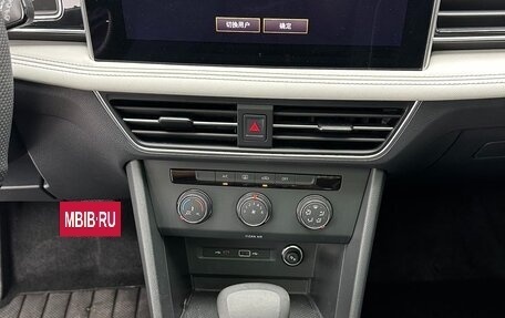 Volkswagen Tiguan II, 2022 год, 2 350 000 рублей, 9 фотография