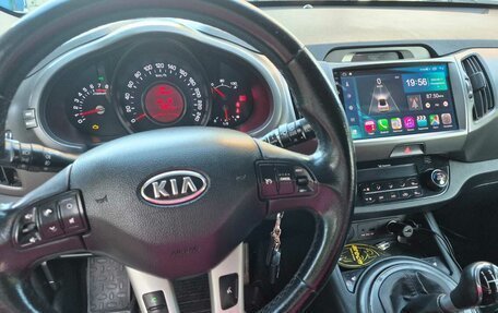 KIA Sportage III, 2011 год, 980 000 рублей, 12 фотография
