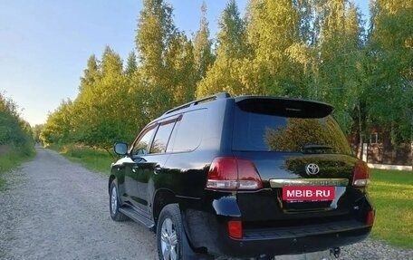 Toyota Land Cruiser 200, 2011 год, 2 900 000 рублей, 2 фотография