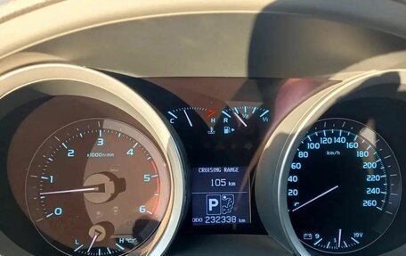 Toyota Land Cruiser 200, 2011 год, 2 900 000 рублей, 10 фотография