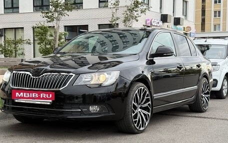Skoda Superb III рестайлинг, 2013 год, 1 100 000 рублей, 3 фотография