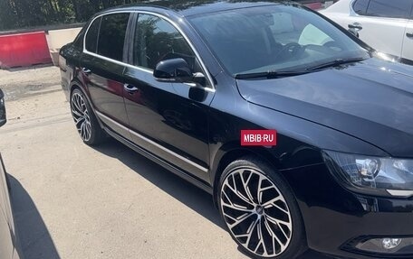 Skoda Superb III рестайлинг, 2013 год, 1 100 000 рублей, 6 фотография