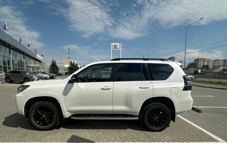 Toyota Land Cruiser Prado 150 рестайлинг 2, 2021 год, 6 500 000 рублей, 4 фотография