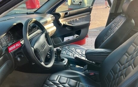 Audi A4, 1995 год, 250 000 рублей, 3 фотография
