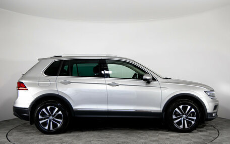Volkswagen Tiguan II, 2019 год, 2 349 000 рублей, 4 фотография