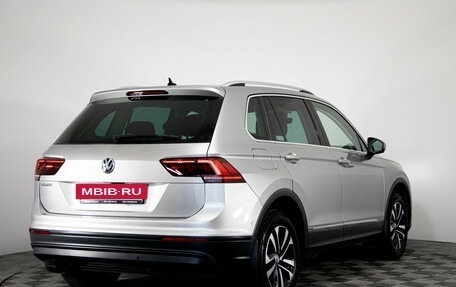 Volkswagen Tiguan II, 2019 год, 2 349 000 рублей, 5 фотография