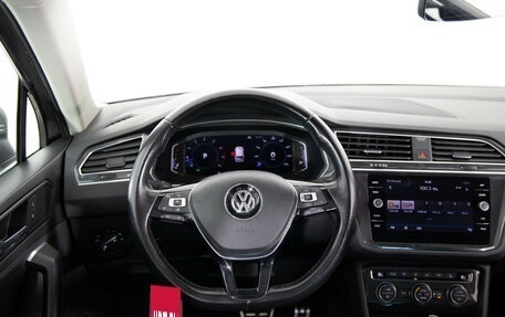 Volkswagen Tiguan II, 2019 год, 2 349 000 рублей, 10 фотография
