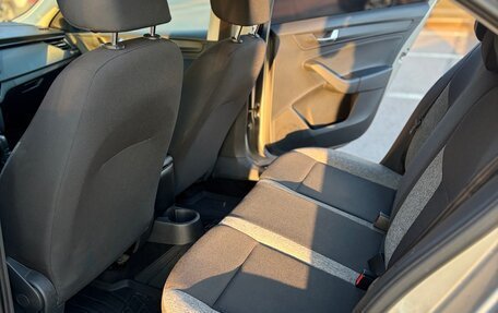 Skoda Rapid II, 2020 год, 1 600 000 рублей, 10 фотография