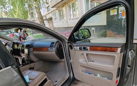 Volkswagen Touareg III, 2008 год, 950 000 рублей, 19 фотография