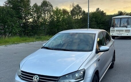 Volkswagen Polo VI (EU Market), 2015 год, 865 000 рублей, 1 фотография