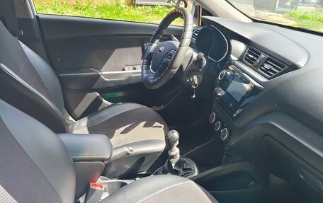 KIA Rio III рестайлинг, 2015 год, 950 000 рублей, 6 фотография