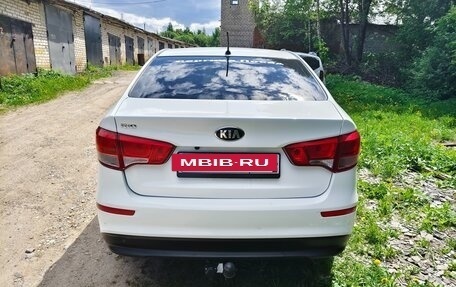 KIA Rio III рестайлинг, 2015 год, 950 000 рублей, 3 фотография
