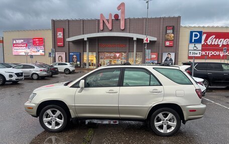Lexus RX IV рестайлинг, 2000 год, 650 000 рублей, 4 фотография