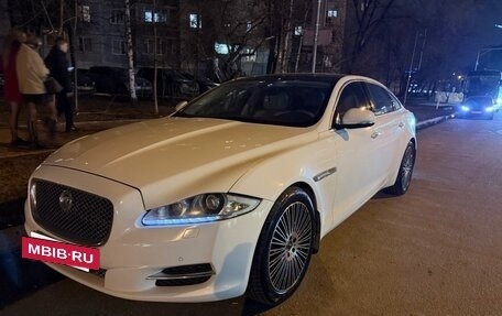 Jaguar XJ IV (X351), 2011 год, 2 300 000 рублей, 2 фотография
