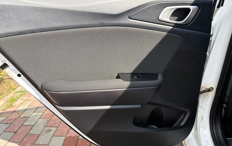 KIA cee'd III, 2018 год, 1 450 000 рублей, 24 фотография