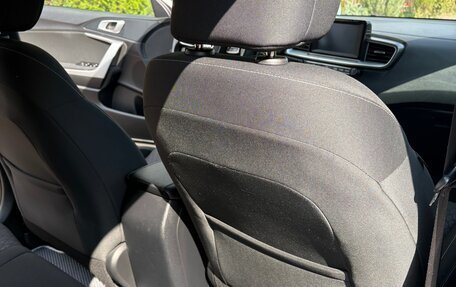 KIA cee'd III, 2018 год, 1 450 000 рублей, 31 фотография