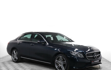 Mercedes-Benz E-Класс, 2017 год, 3 999 000 рублей, 3 фотография