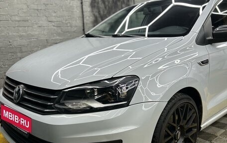 Volkswagen Polo VI (EU Market), 2018 год, 1 500 000 рублей, 2 фотография