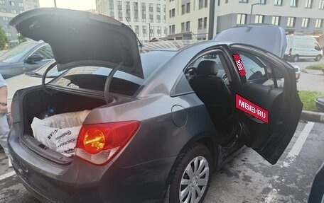Chevrolet Cruze II, 2013 год, 600 000 рублей, 5 фотография