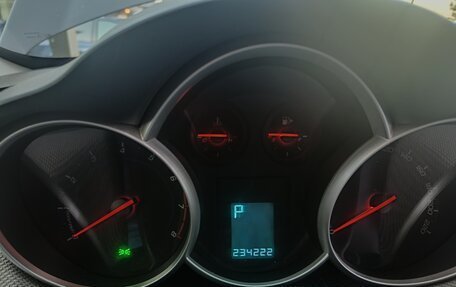 Chevrolet Cruze II, 2013 год, 600 000 рублей, 13 фотография