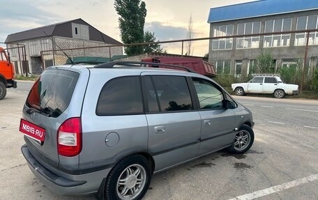 Opel Zafira A рестайлинг, 2003 год, 450 000 рублей, 3 фотография