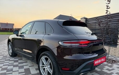 Porsche Macan I рестайлинг, 2022 год, 7 700 000 рублей, 2 фотография