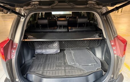 Toyota RAV4, 2013 год, 2 200 000 рублей, 8 фотография