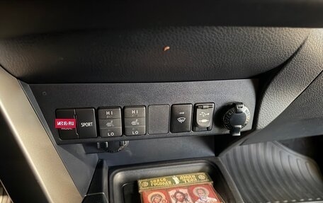 Toyota RAV4, 2013 год, 2 200 000 рублей, 14 фотография