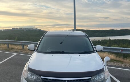 Mitsubishi Outlander III рестайлинг 3, 2010 год, 1 200 000 рублей, 4 фотография