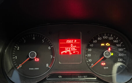 Volkswagen Polo VI (EU Market), 2011 год, 720 000 рублей, 15 фотография