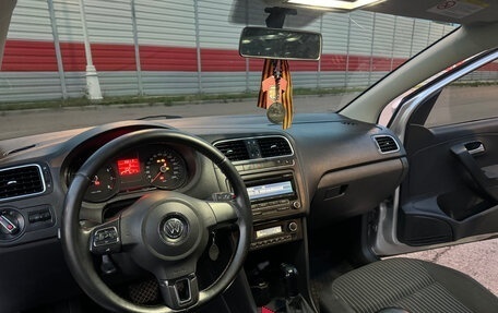 Volkswagen Polo VI (EU Market), 2011 год, 720 000 рублей, 12 фотография
