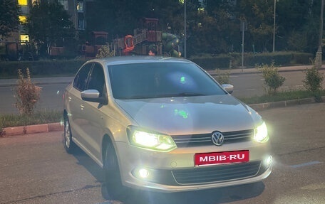 Volkswagen Polo VI (EU Market), 2011 год, 720 000 рублей, 10 фотография