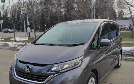 Honda Freed II, 2019 год, 1 690 000 рублей, 2 фотография