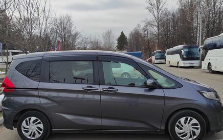 Honda Freed II, 2019 год, 1 690 000 рублей, 4 фотография
