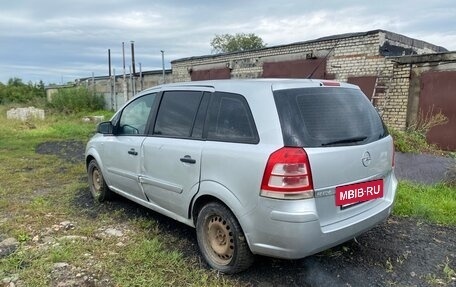 Opel Zafira B, 2010 год, 260 000 рублей, 6 фотография
