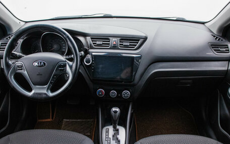 KIA Rio III рестайлинг, 2016 год, 927 000 рублей, 13 фотография