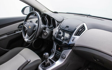 Chevrolet Cruze II, 2013 год, 757 000 рублей, 10 фотография
