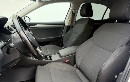 Skoda Superb III рестайлинг, 2016 год, 1 650 000 рублей, 10 фотография