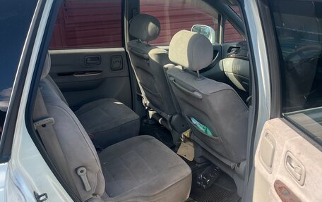 Nissan Bassara, 2001 год, 330 000 рублей, 7 фотография