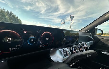 Mercedes-Benz GLB, 2020 год, 3 890 000 рублей, 13 фотография