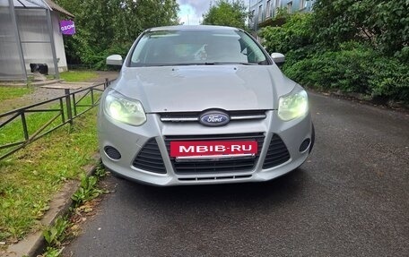Ford Focus III, 2014 год, 620 000 рублей, 2 фотография
