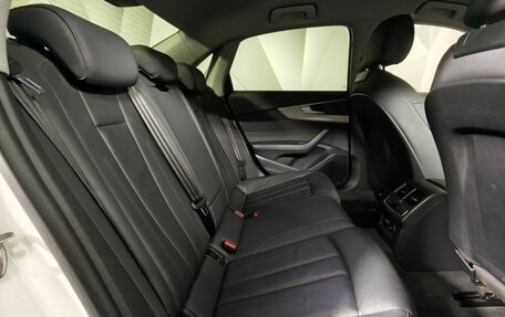 Audi A4, 2020 год, 2 750 000 рублей, 16 фотография
