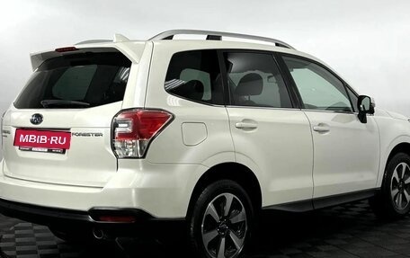 Subaru Forester, 2018 год, 2 500 000 рублей, 4 фотография