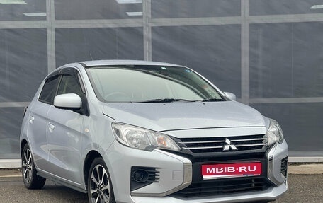 Mitsubishi Mirage VI рестайлинг, 2022 год, 1 220 000 рублей, 1 фотография