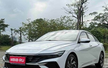 Hyundai Elantra, 2023 год, 1 750 000 рублей, 1 фотография