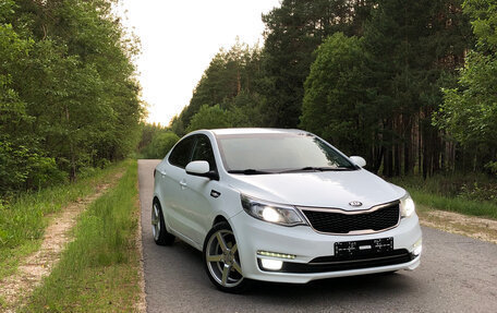KIA Rio III рестайлинг, 2016 год, 750 000 рублей, 2 фотография