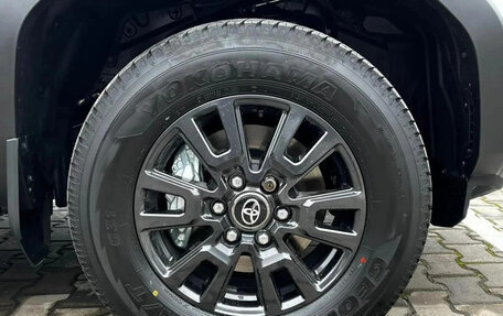 Toyota Land Cruiser Prado, 2025 год, 10 650 000 рублей, 8 фотография